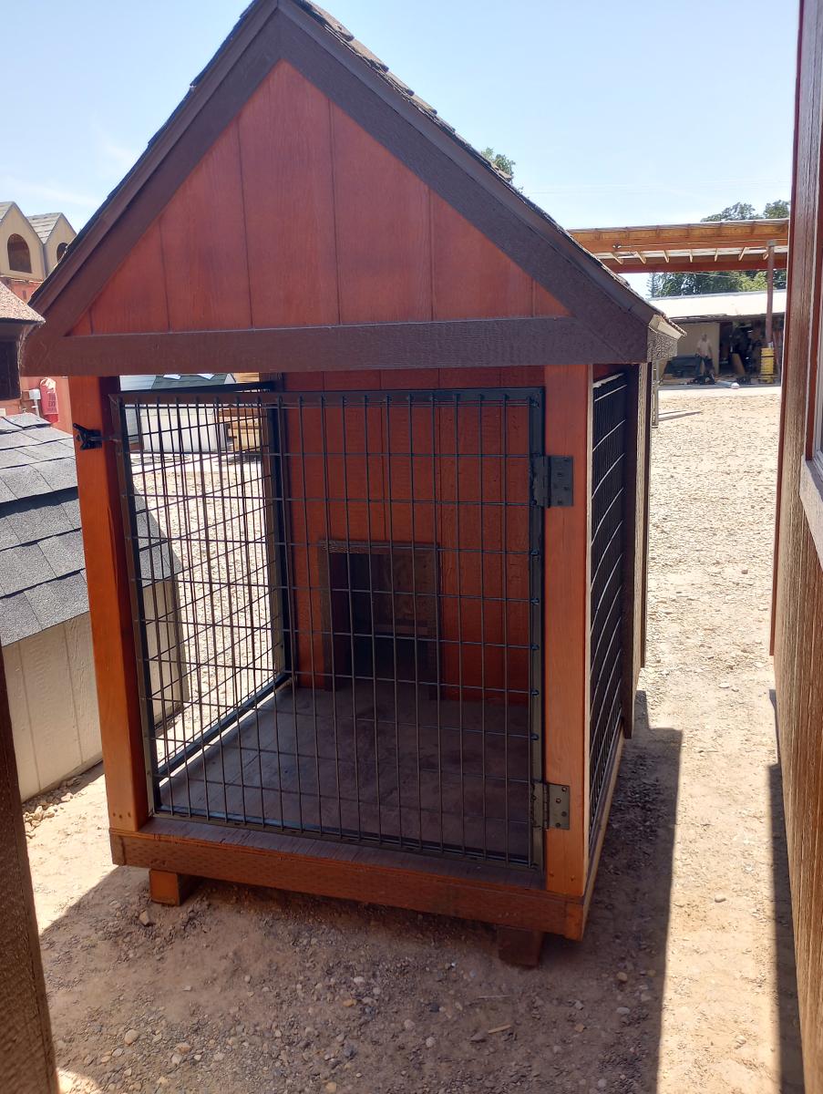 Brown 4x6 dog kennel
