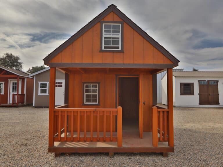 8'x12' Clubhouse