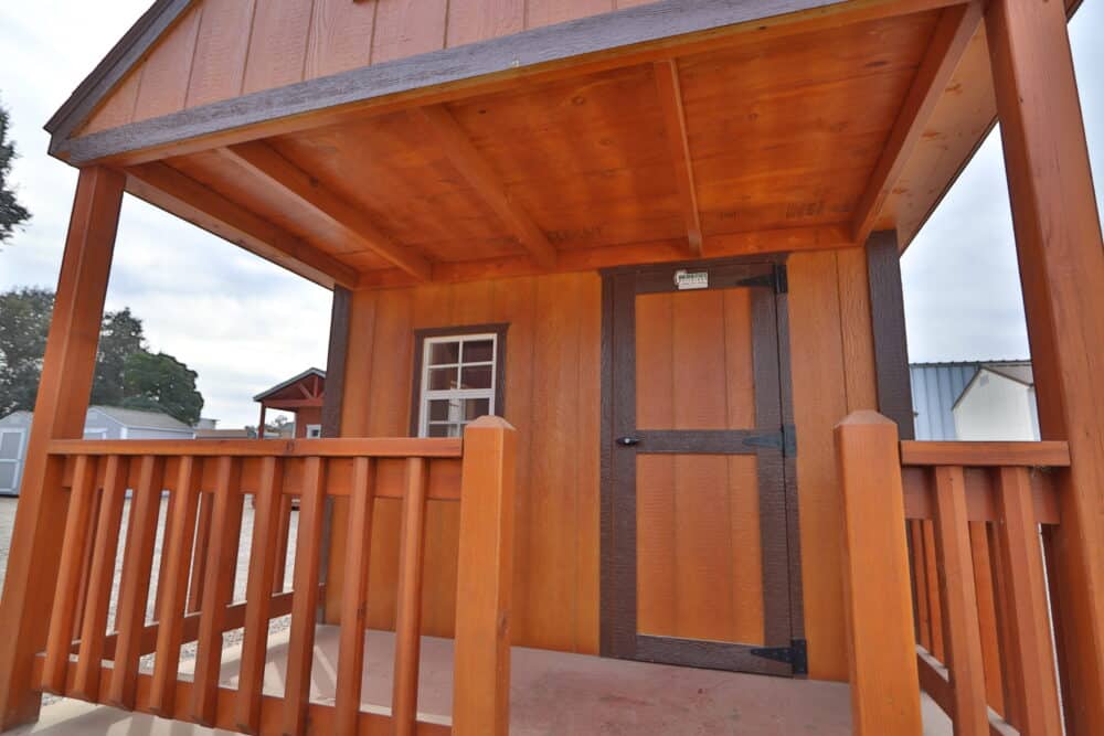 8'x12' Clubhouse