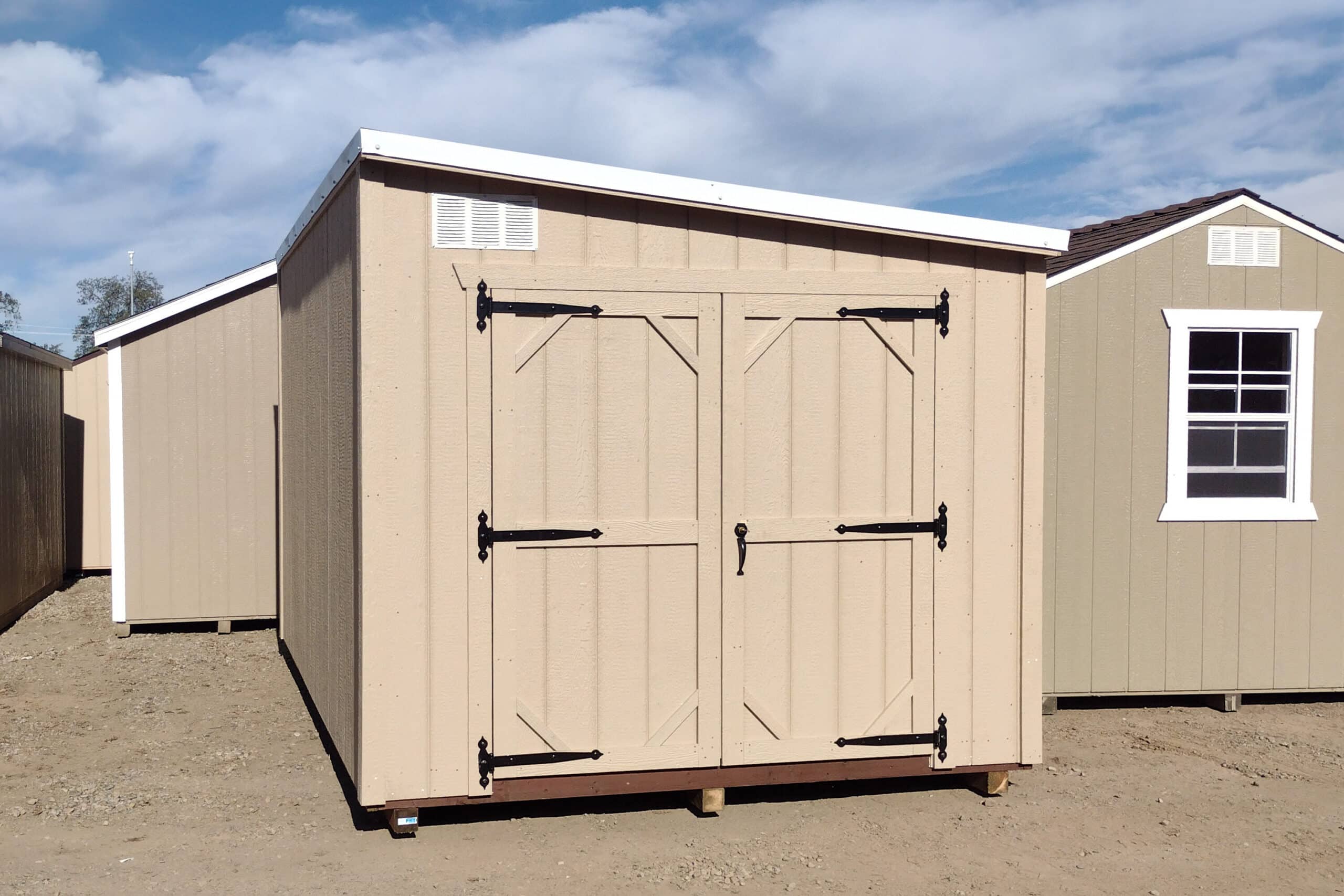 custom tan lean to sheds near Oakhurst CA