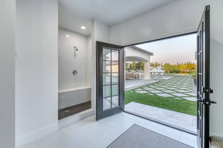 interior of cabana in Madera CA with open doors