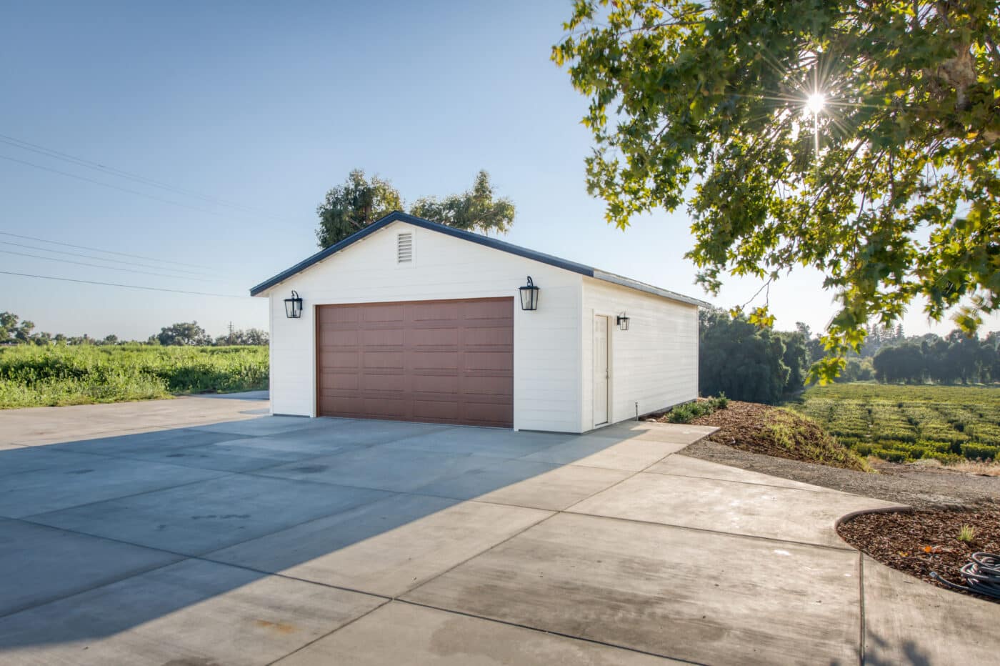 one car detached garage in fresno ca