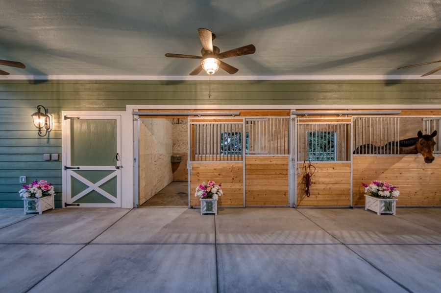 outside of stalls in 22x60 custom horse barn