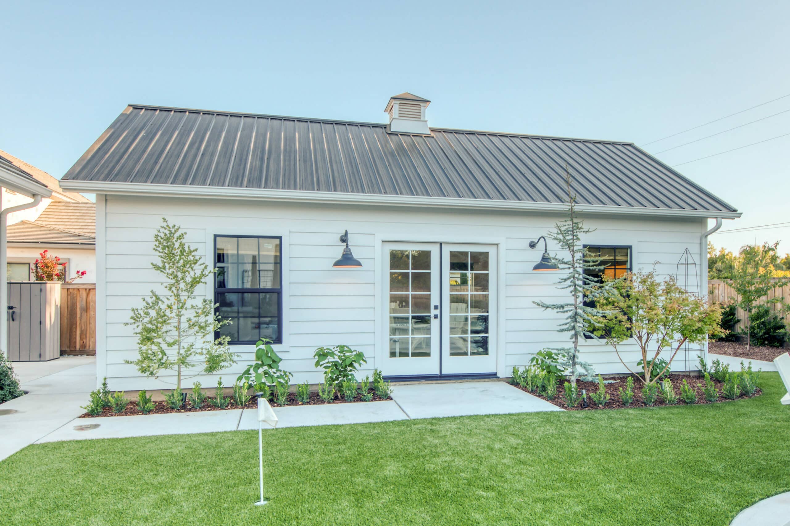 white cabana pool buildings for sale in Reedley CA
